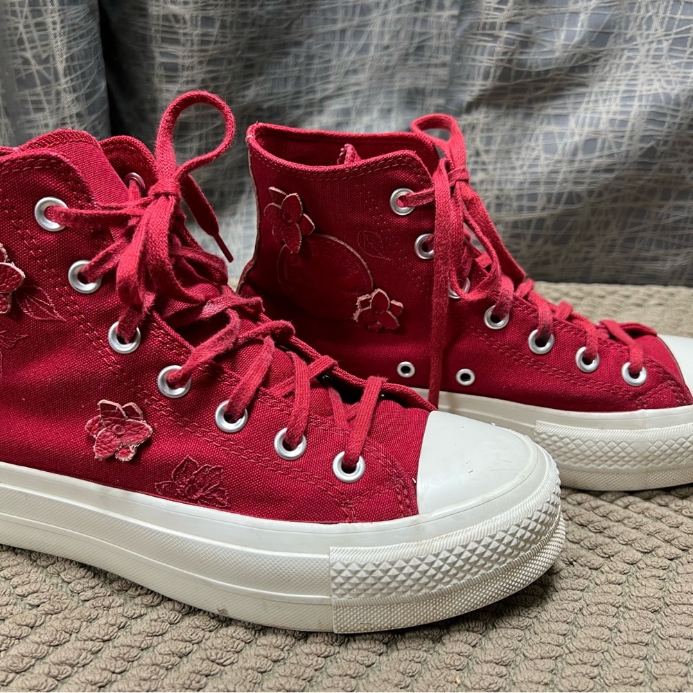 Women’s Converse Chuck Taylor 3D Flower High Top Sneaker